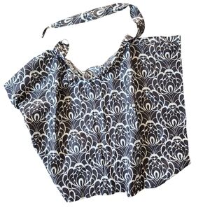 Bebe au Lait Cotton Nursing Cover with Open Neckline One Size